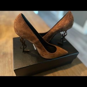 Absolutely Stunning YSL Heels! Never Worn Brand New!